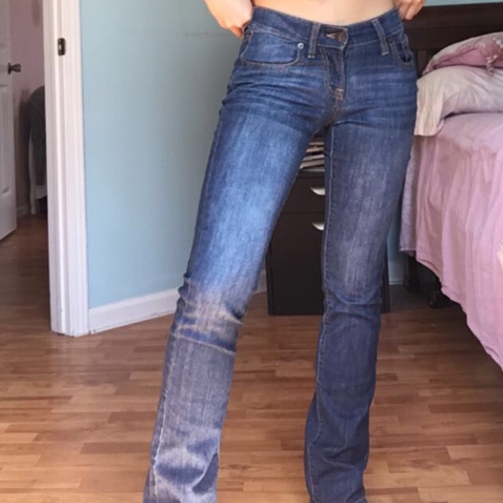 Y2K LOW RISE SLIGHT FLARE/BOOTCUT JEANS